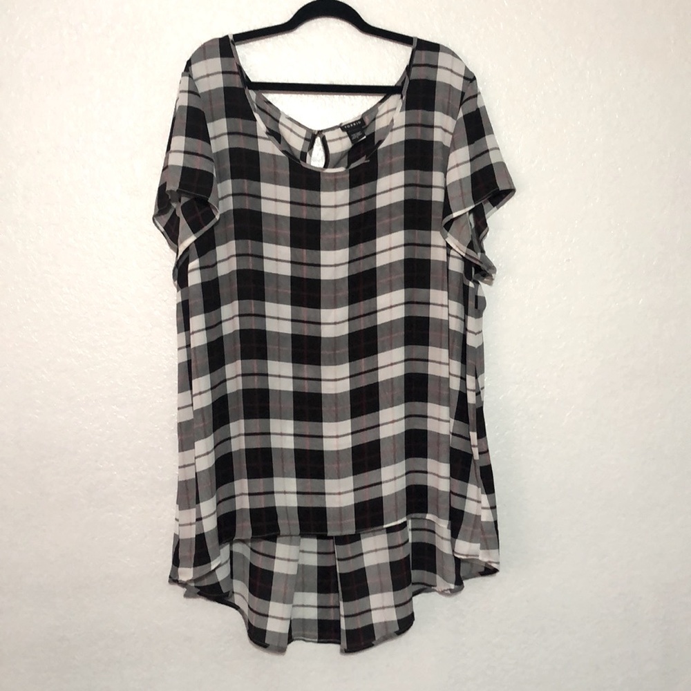 Torrid Black and White Plaid Top - Picture 4 of 7
